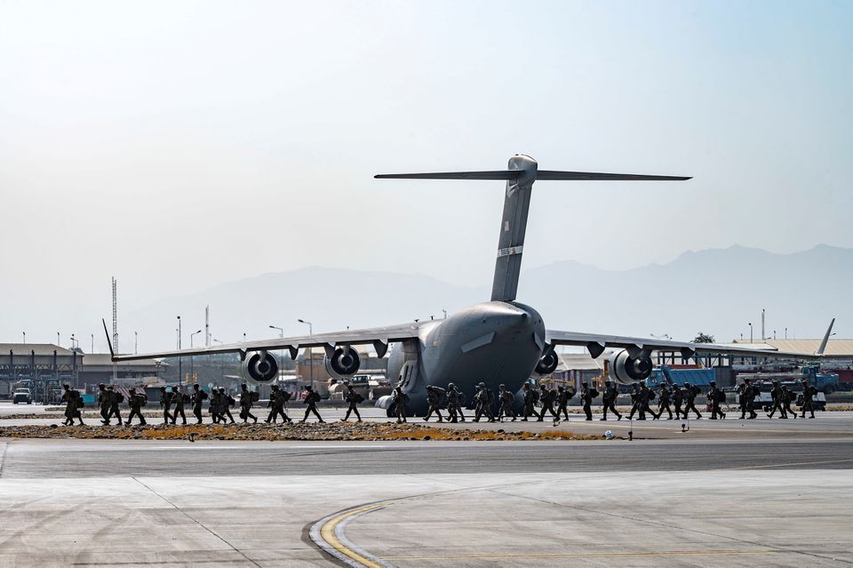 AS Perintahkan Penggunaan Pesawat Sipil Untuk Bantu Evakuasi Afghanistan